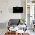 Cozy Stay Near Eiffel Tower & Invalides & Seine